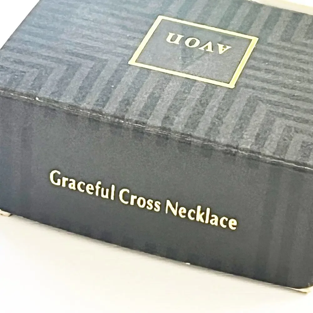 Avon Vintage Graceful Cross Pendant Necklace Silver with Blue Stone 1992